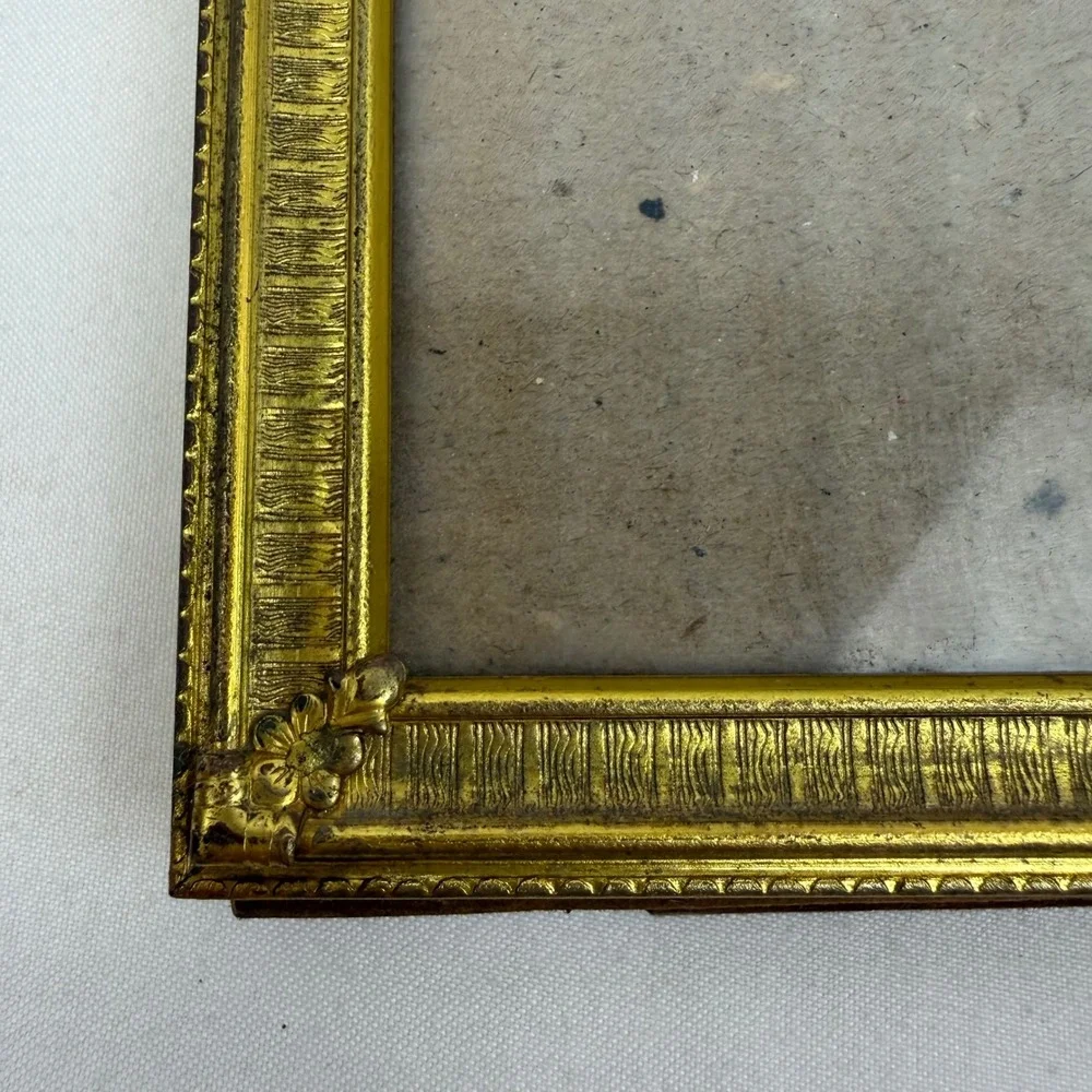 Vintage Gold Tone Metal Picture Frame 5x7 Embossed Floral Corner Tabletop